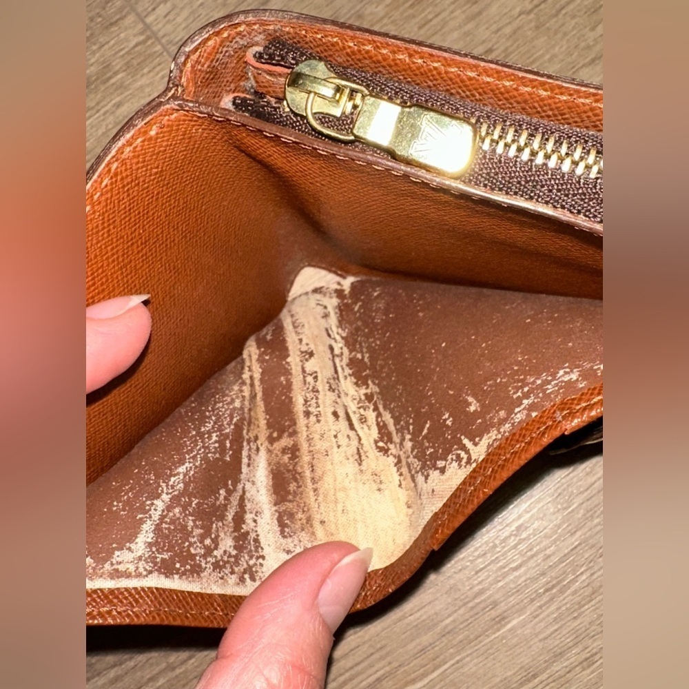 Louis Vuitton Brown and Gold Monogram Wallet - Picture 12 of 14